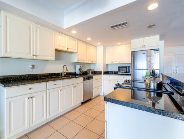 Florida Keys Three Bedroom Vacation. Pool Home Sleeps 8