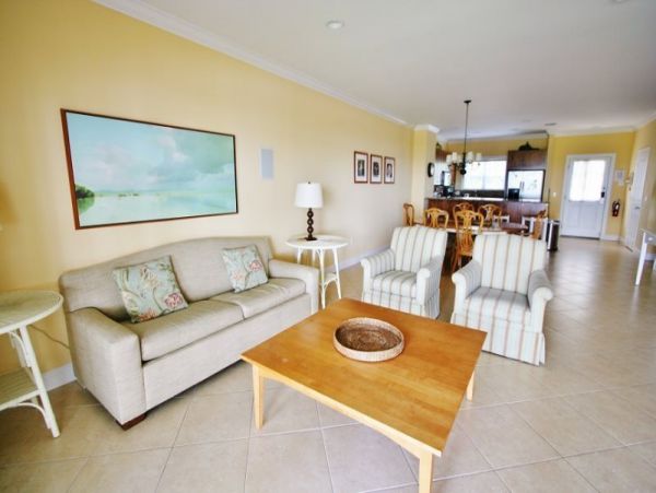 Gulf Front Vacation Home with Pool 8 Guests in Florida Keys