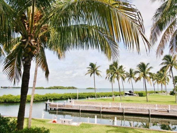 Gulf Front Vacation Home with Pool 8 Guests in Florida Keys