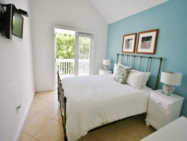 Gulf Front Vacation Home with Pool 8 Guests in Florida Keys