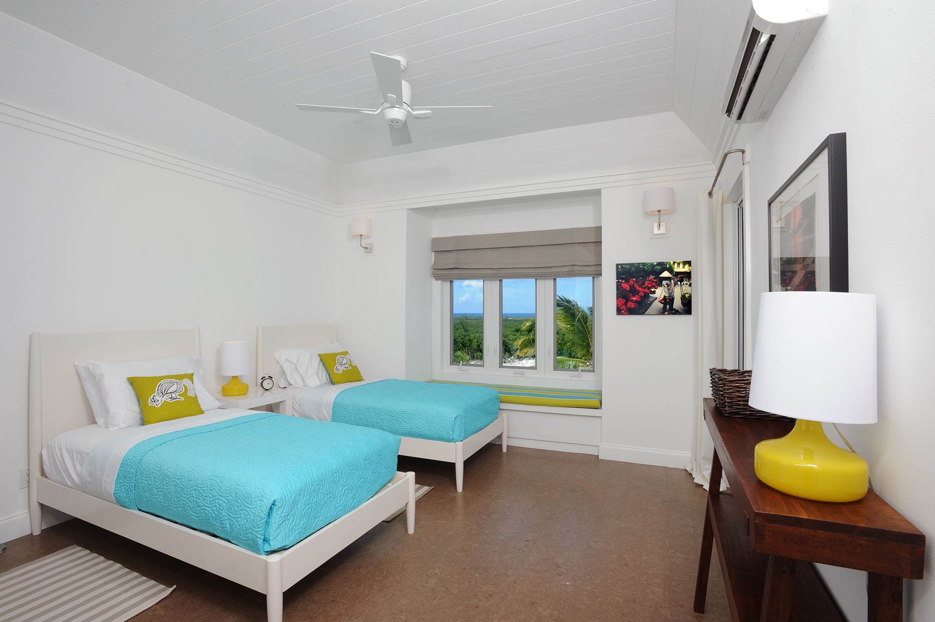 Bahamas Condo 958518