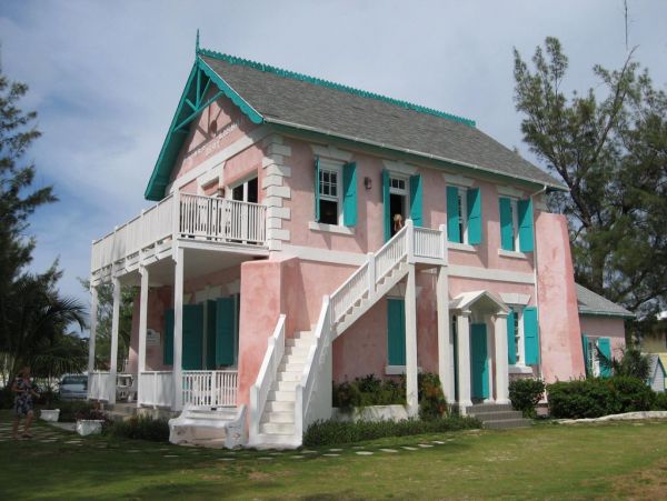 Bahamas Condo 958518