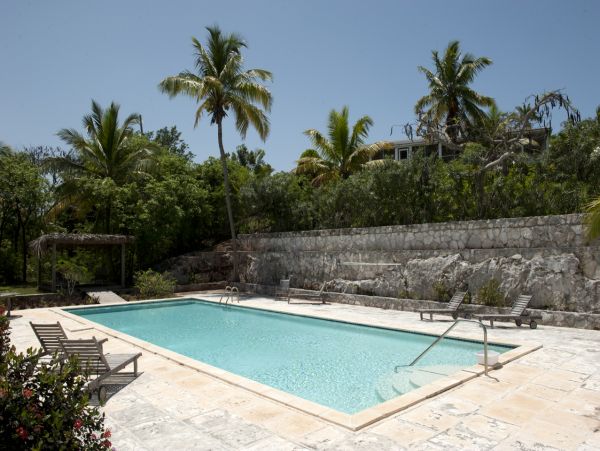 Bahamas Home 958520