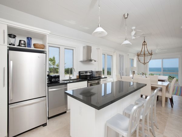 Bahamas Condo 958521