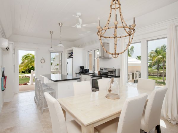 Bahamas Condo 958521