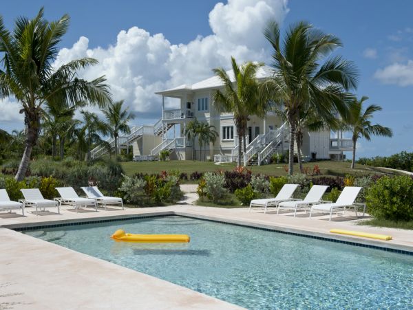 Bahamas Condo 958521