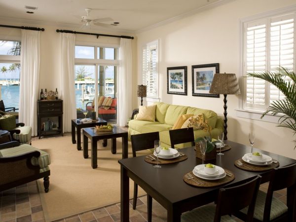 Bahamas Home 958522