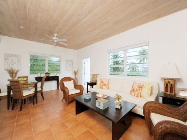 Bahamas Home 958524
