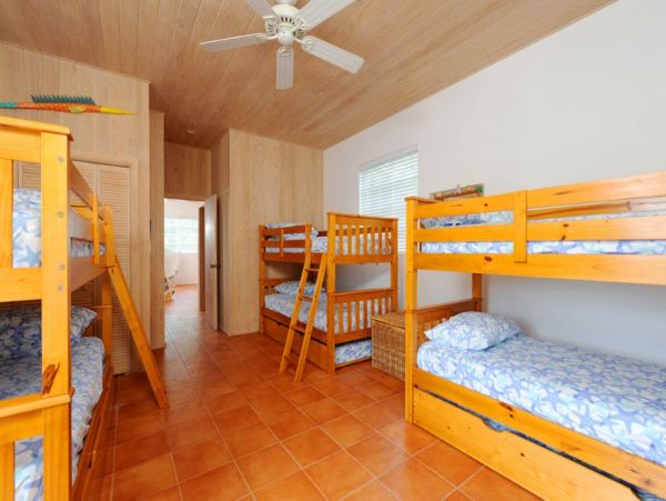 Bahamas Home 958524