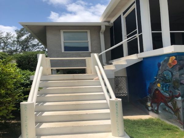 Bahamas Home 958525