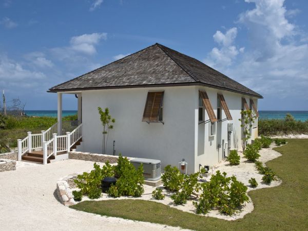 Bahamas Home 958526