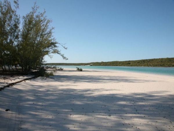 Bahamas Home 958527