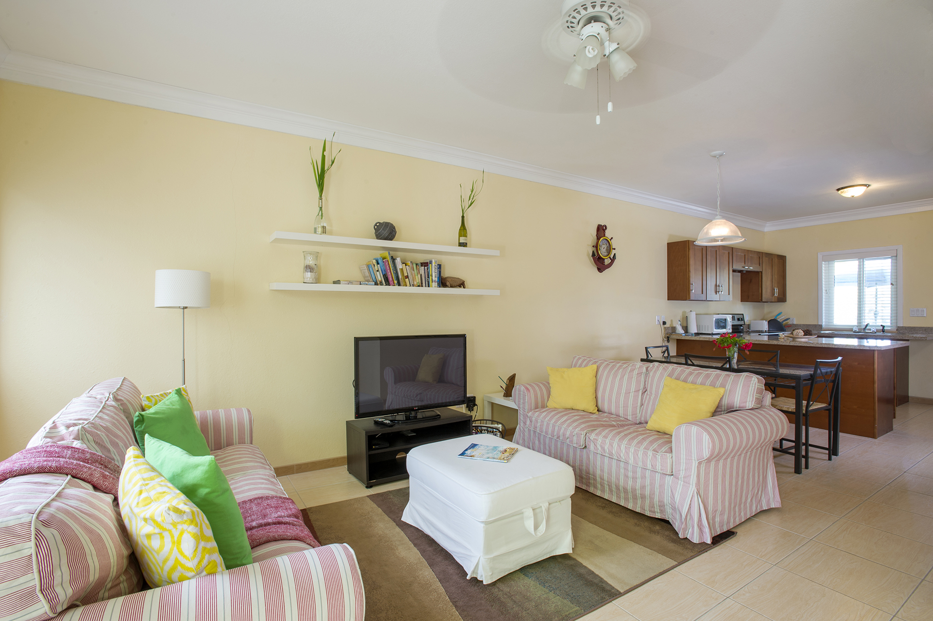 Bahamas Home 958528