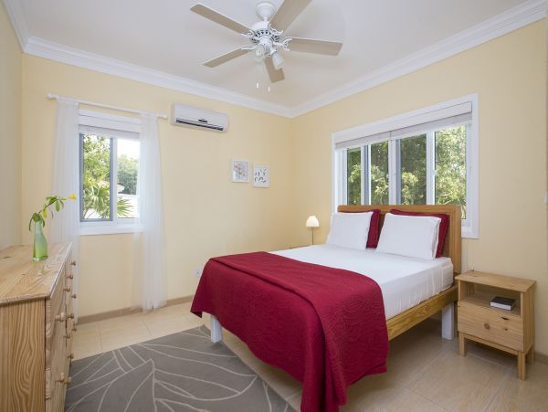 Bahamas Home 958528