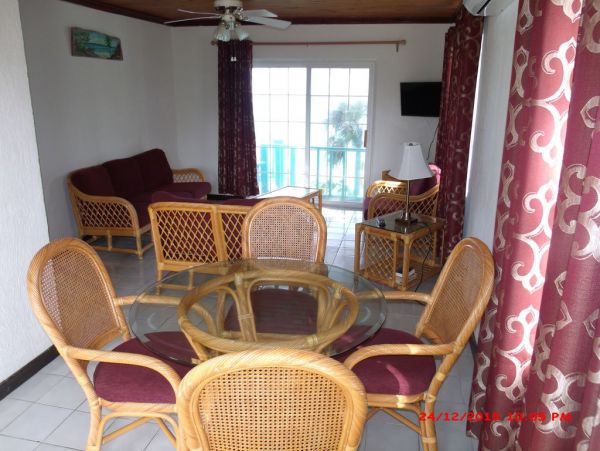 Bahamas Home 958529