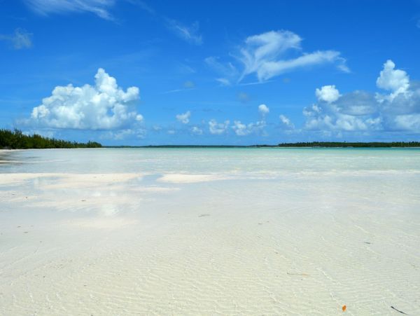 Bahamas Home 958530