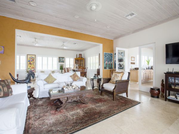 Bahamas Home 958531