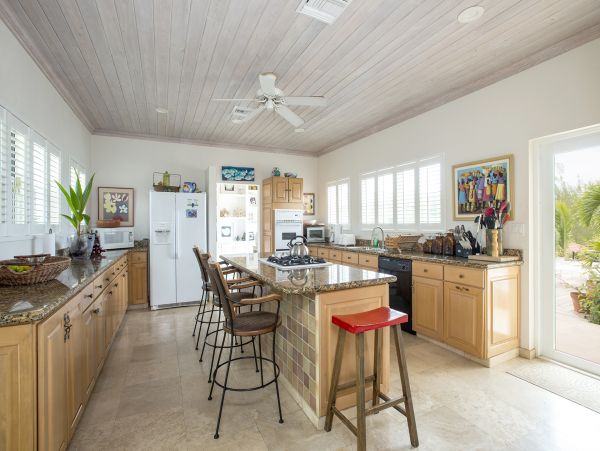Bahamas Home 958531