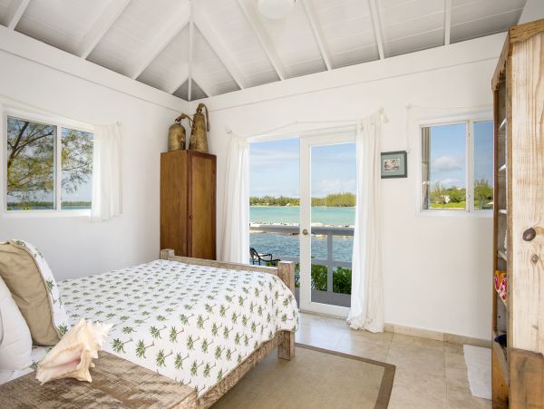 Bahamas Home 958531