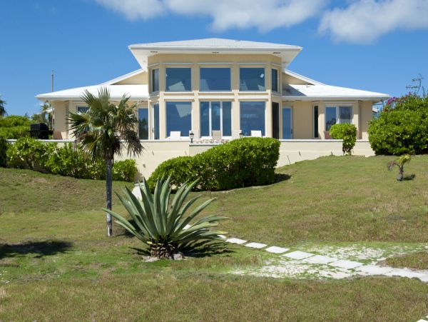 Bahamas Home 958532