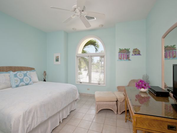 Bahamas Home 958532