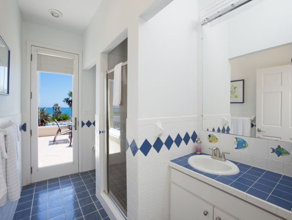 Bahamas Home 958532