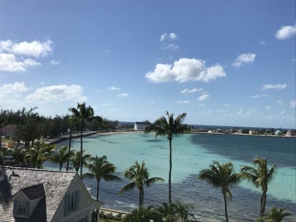 Bahamas Beachfront Villa Rental - Luxury Eleuthera Bungalow on Pink Sand Beach