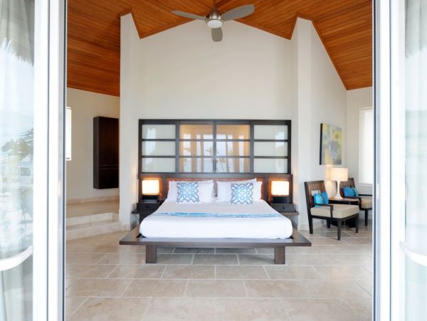 Bahamas Beachfront Villa Rental - Luxury Eleuthera Bungalow on Pink Sand Beach