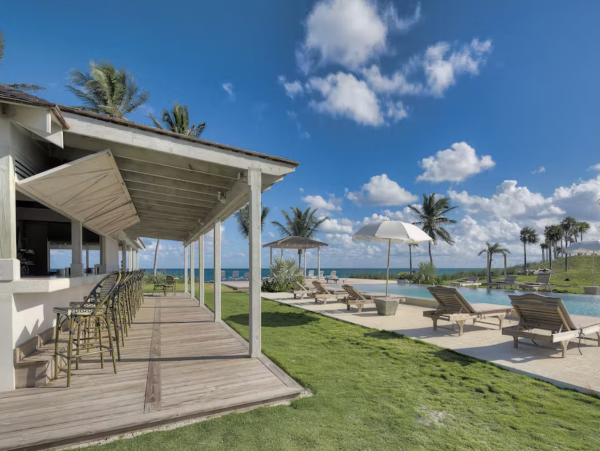Bahamas Beach Front Twelve Bedrooms Estate