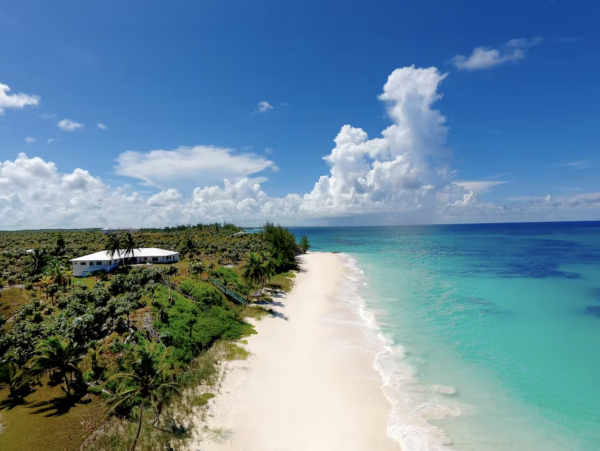 Bahamas Beach Front Twelve Bedrooms Estate