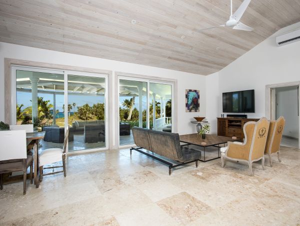 Bahamas Beach Front Twelve Bedrooms Estate