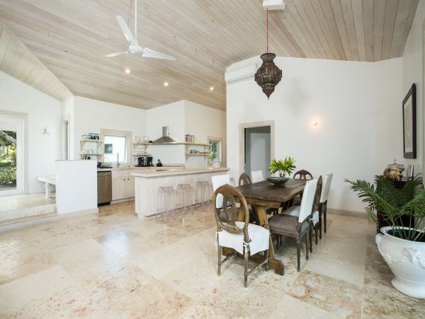 Bahamas Beach Front Twelve Bedrooms Estate
