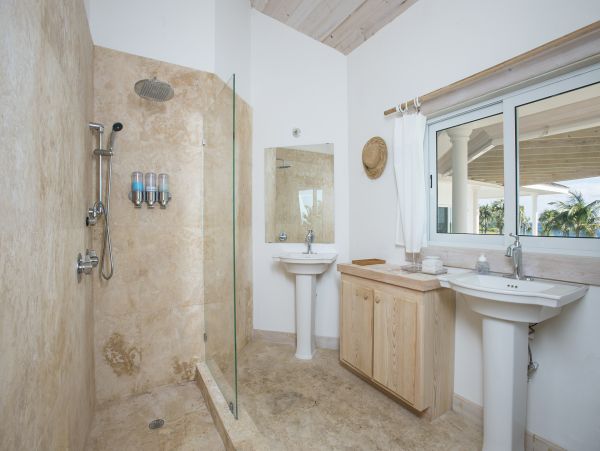 Bahamas Beach Front Twelve Bedrooms Estate