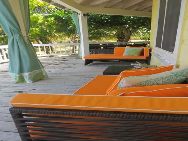Bahamas Home 958536