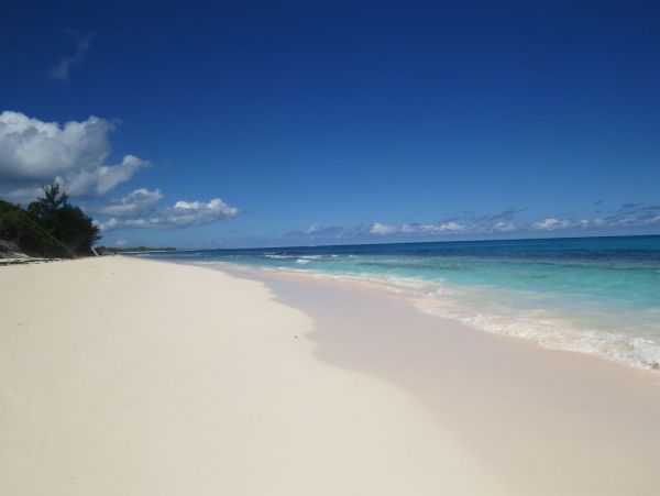 Bahamas Home 958536