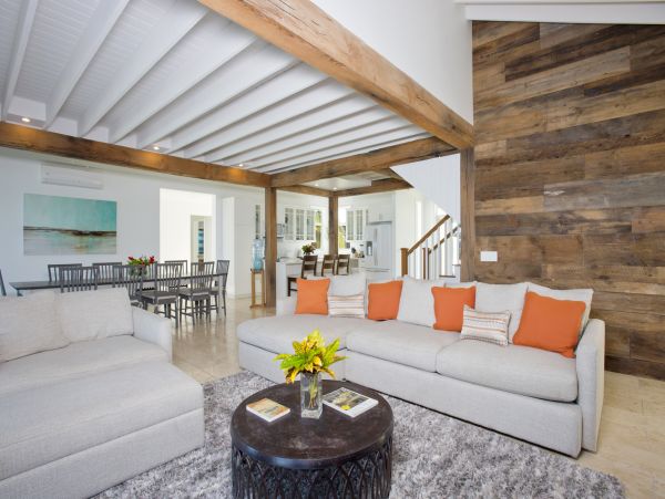 Bahamas Vacation Pool Home On Beach Six Bedroom with Guest House