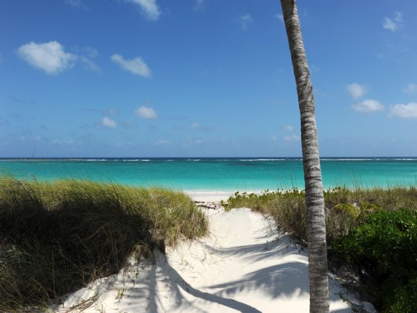 Bahamas Home 958540