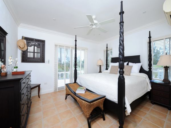 Bahamas Home 958540