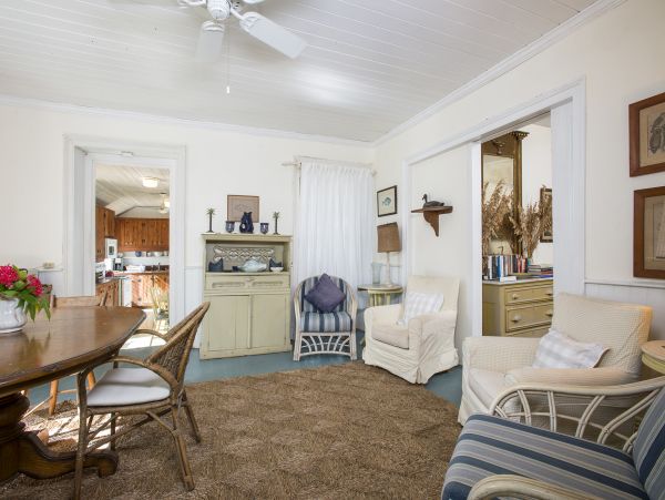 Bahamas Home 958542