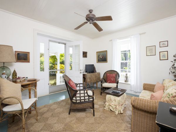 Bahamas Home 958542