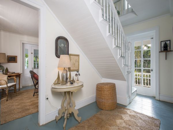 Bahamas Home 958542