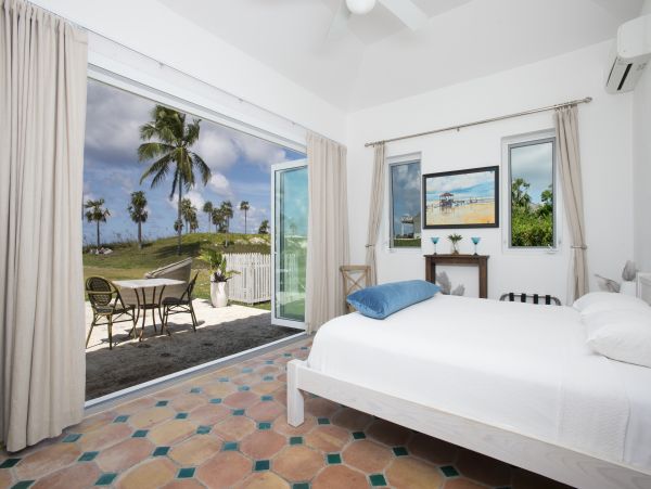 Bahamas Home 958544