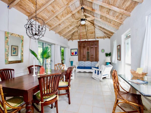 Bahamas Home 958546