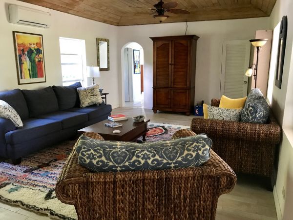 Bahamas Home 958546