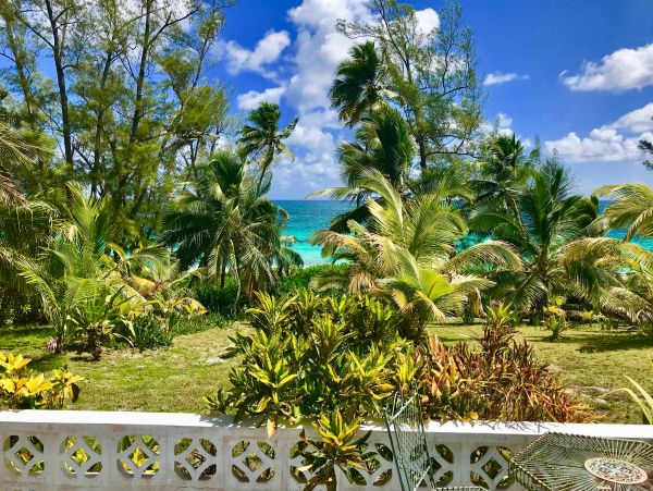 Bahamas Home 958546