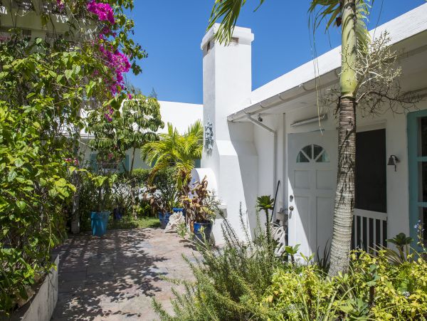 Bahamas Home 958546