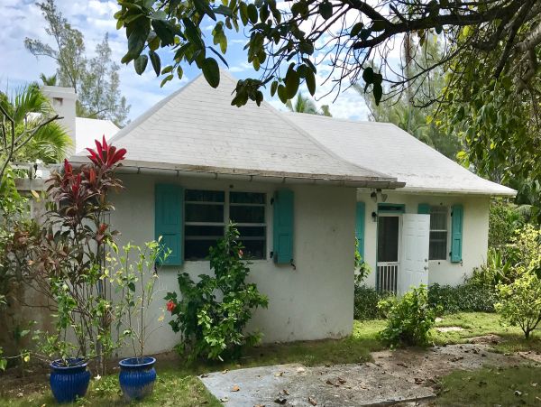 Bahamas Home 958546