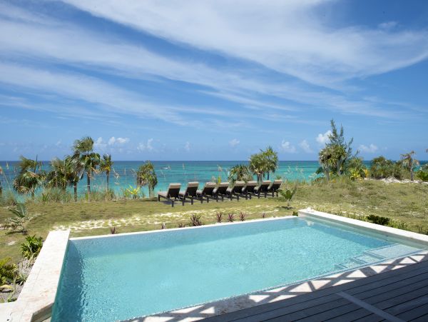 Bahamas Home 958548