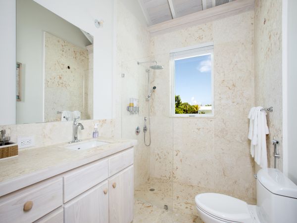 Bahamas Home 958548