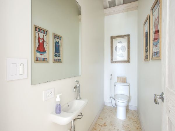 Bahamas Home 958548